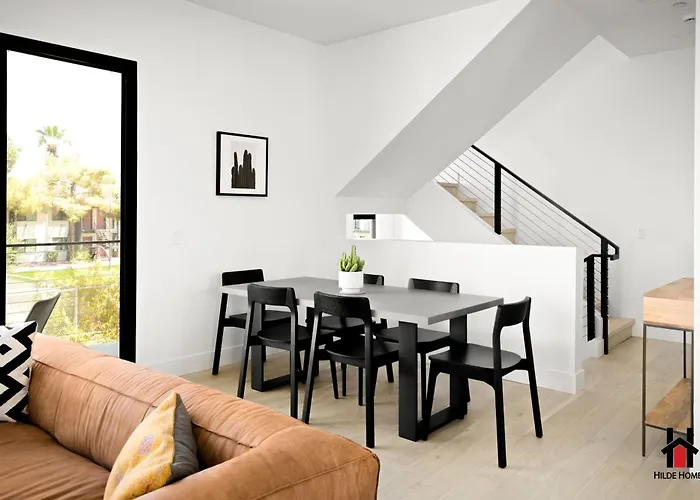 Holiday home Townhome, Private Roof Terrace, Office, Garage *