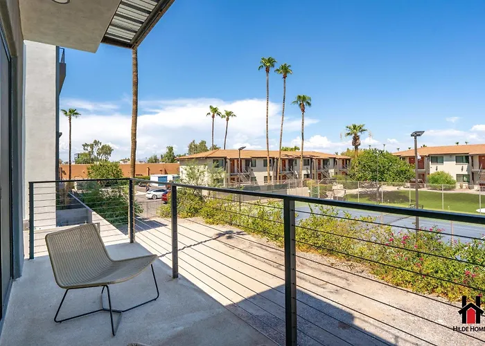Townhome, Private Roof Terrace, Office, Garage Scottsdale